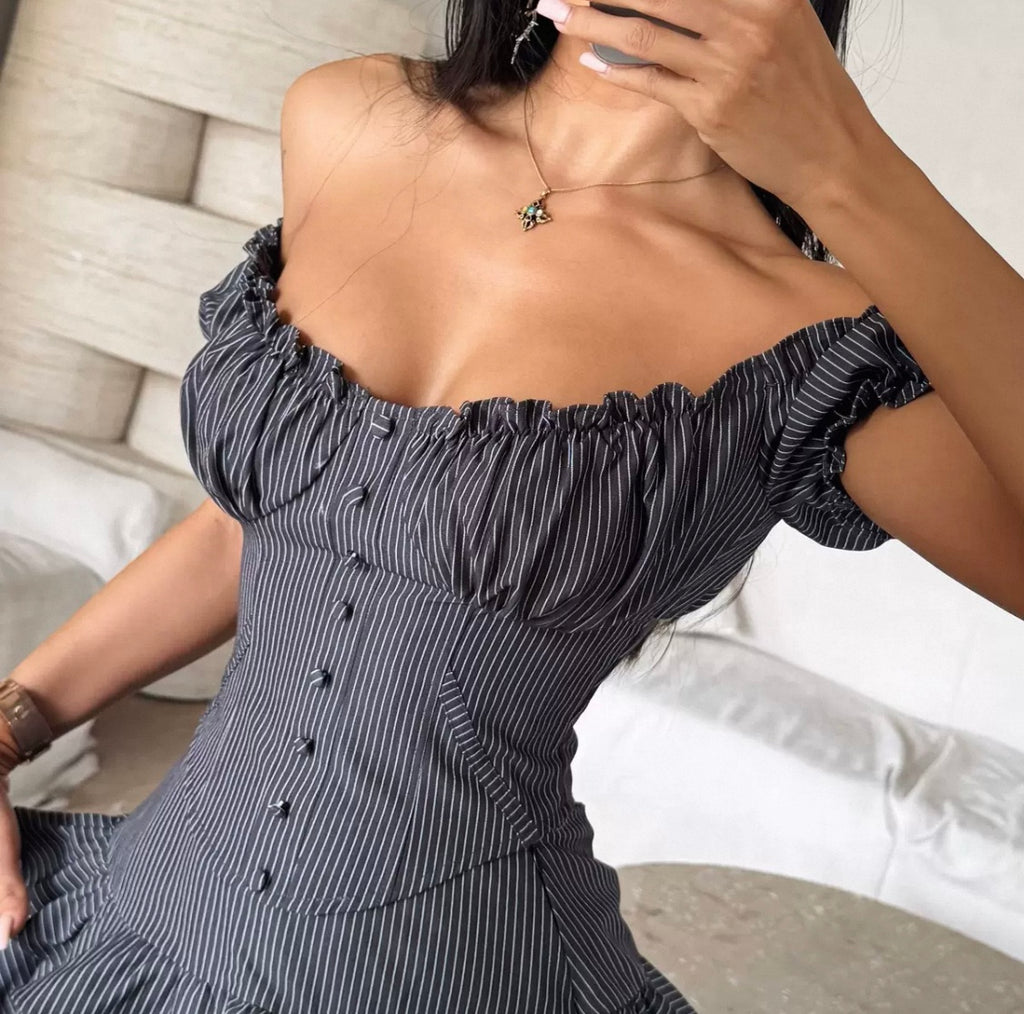 House-Of-Winco women’s Fashion Off-Shoulder Ruffle Bodycon Mini Dress